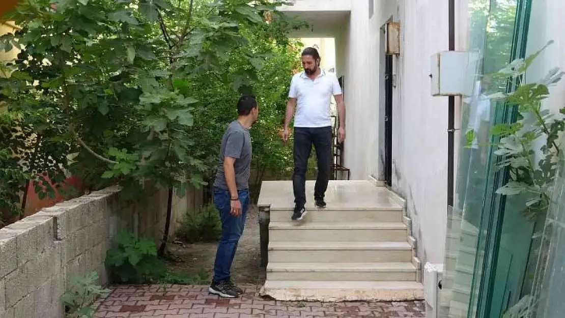 'Hırsızlık şüphelisi 5 kadın gözaltına alındı'