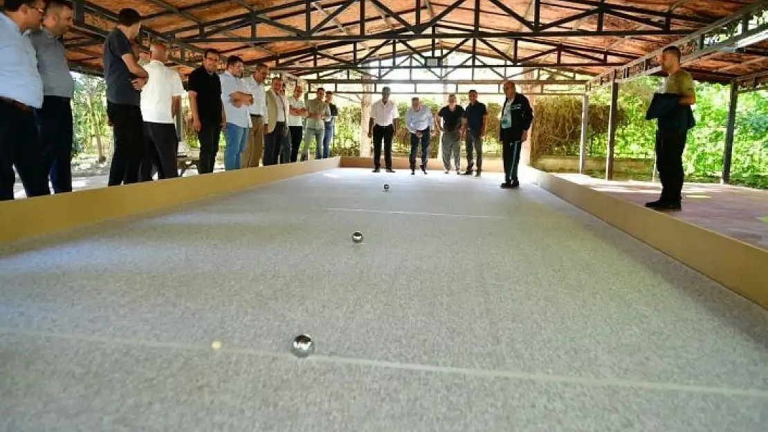 'Huzurevine Bocce sahası'