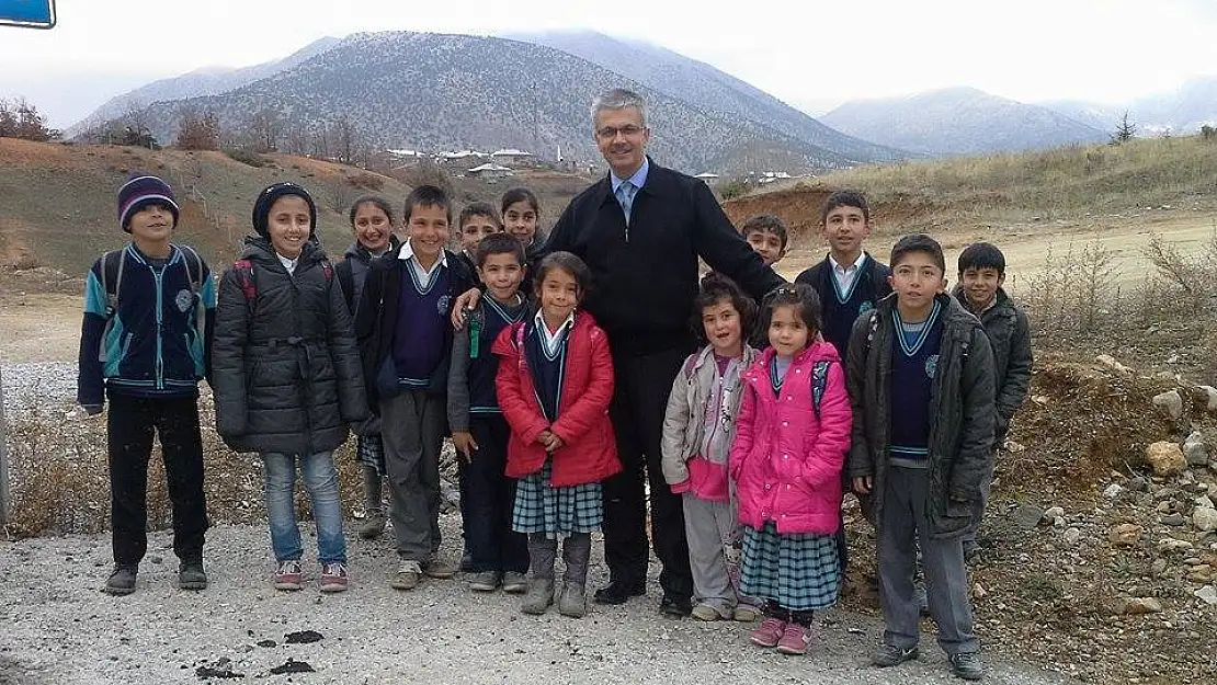 BİR İSTİFA DAHA