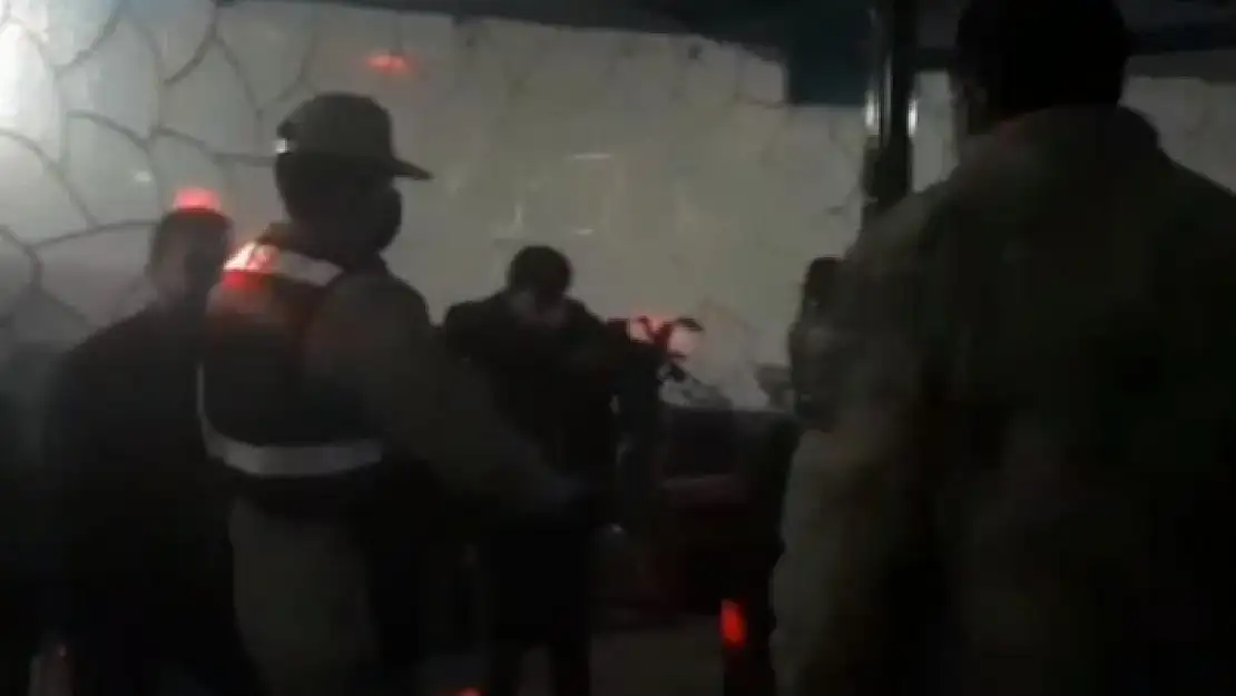 'İçkili eğlenceye jandarma baskını, 21 kişiye 93 bin 700 TL ceza kesildi'