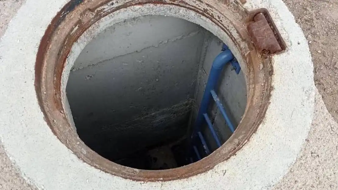'İçme suyu hattındaki rögar kapaklarını çaldılar'