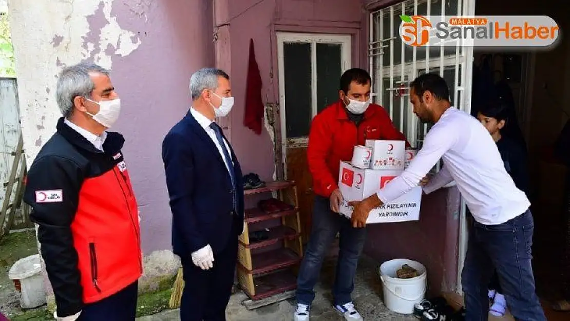 ihtiyaç sahiplerine gıda kolisi