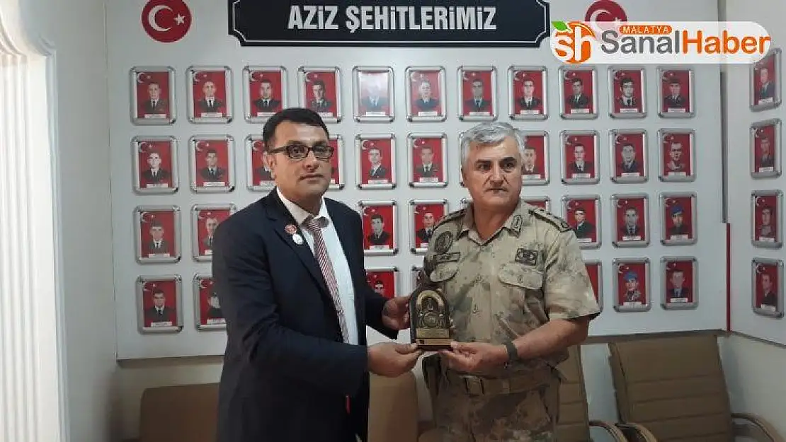 'Albay Necmi İnce Sizleri unutursak biteriz'''''