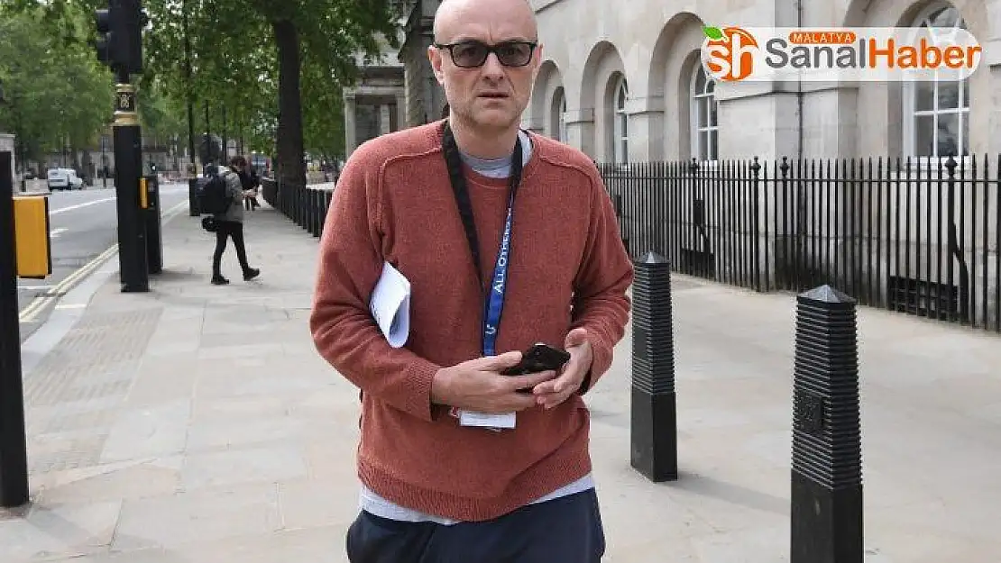 İngiltere Başbakanı Johnson'ın başdanışmanının istifası isteniyor