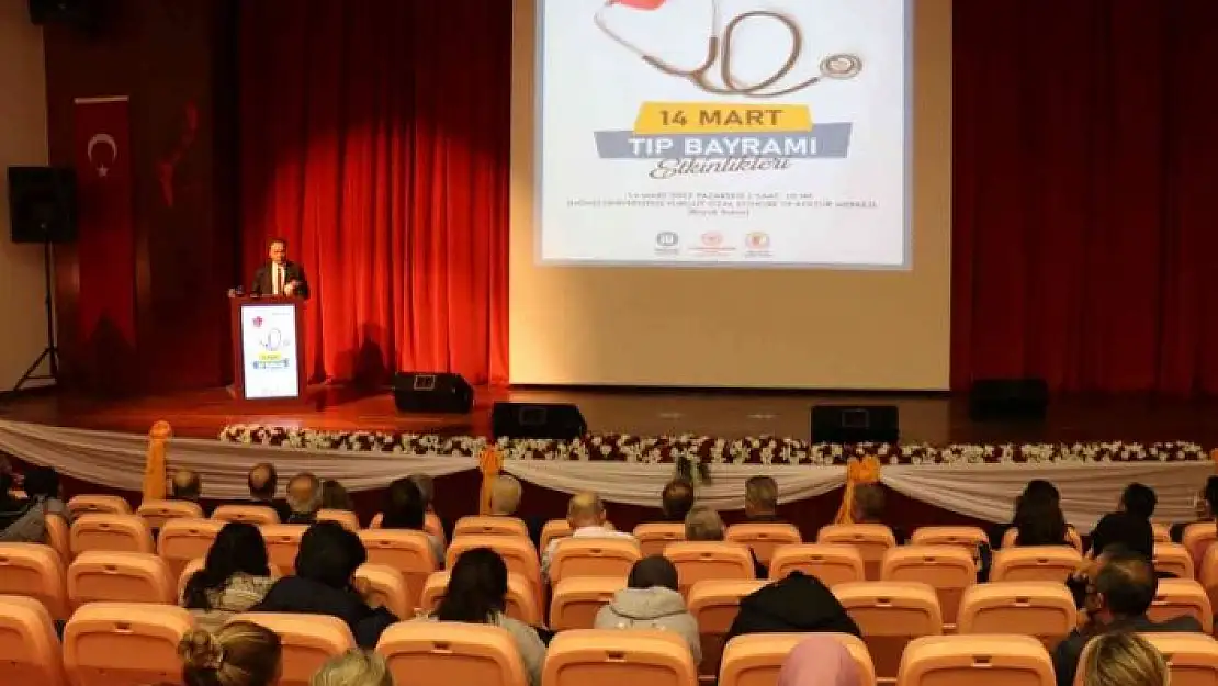 'İnönü Üniversitesi´nde 14 Mart Tıp Bayramı kutlandı'