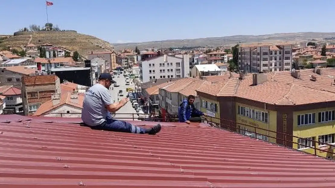 'İntihara kalkışan genci Belediye Başkanı ikna etti'