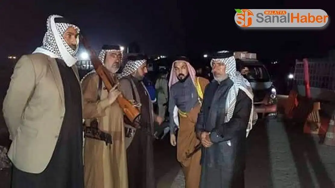 Irak'ın Zikar kentinde aşiretler kontrol noktası kurdu