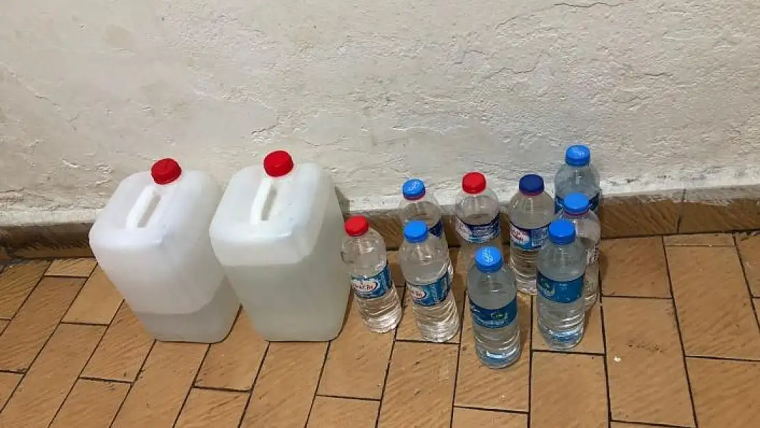 'İş yerinde 10 litre sahte içki ele geçirildi, gözaltına alındı'