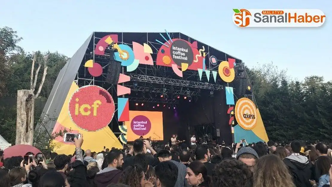 İstanbul Kahve Festivali'ne Feridun Düzağaç damgası