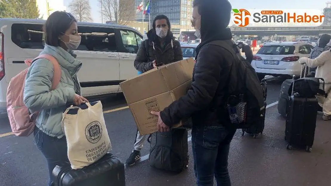 İtalya'dan 213 öğrenci Türkiye'ye doğru yola çıktı