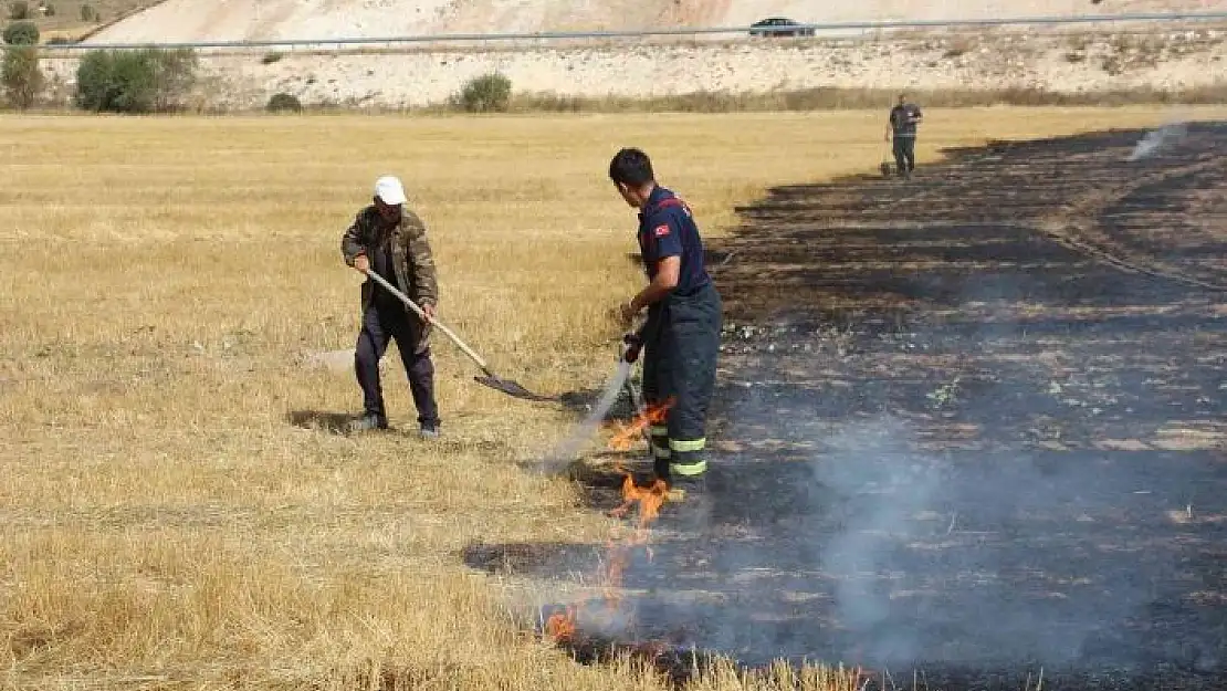 'İtfaiye suyla, o ise yaba ile müdahale etti'