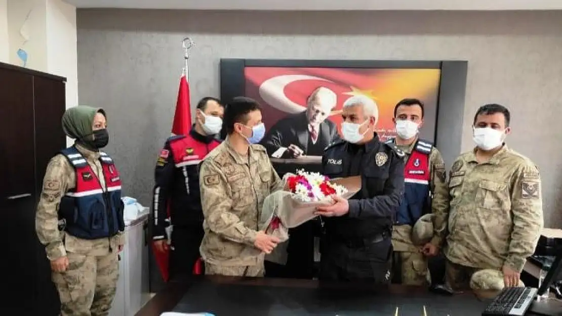 'Jandarma´dan Polis teşkilatına kutlama'