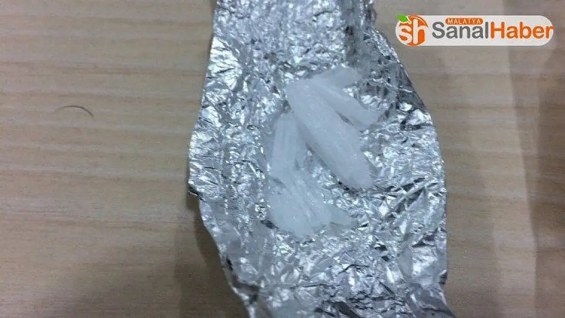 Jandarma ekipleri 25 kişiye uyuşturucudan işlem yaptı