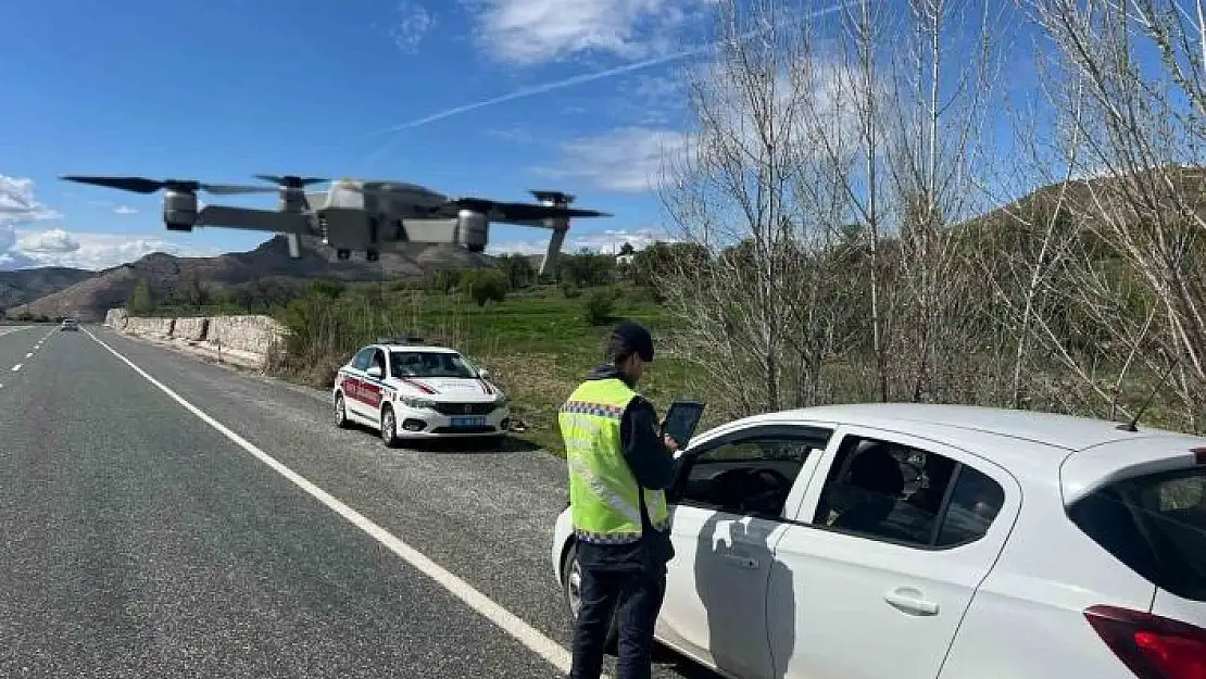 'Jandarmadan dronlu trafik denetimi'