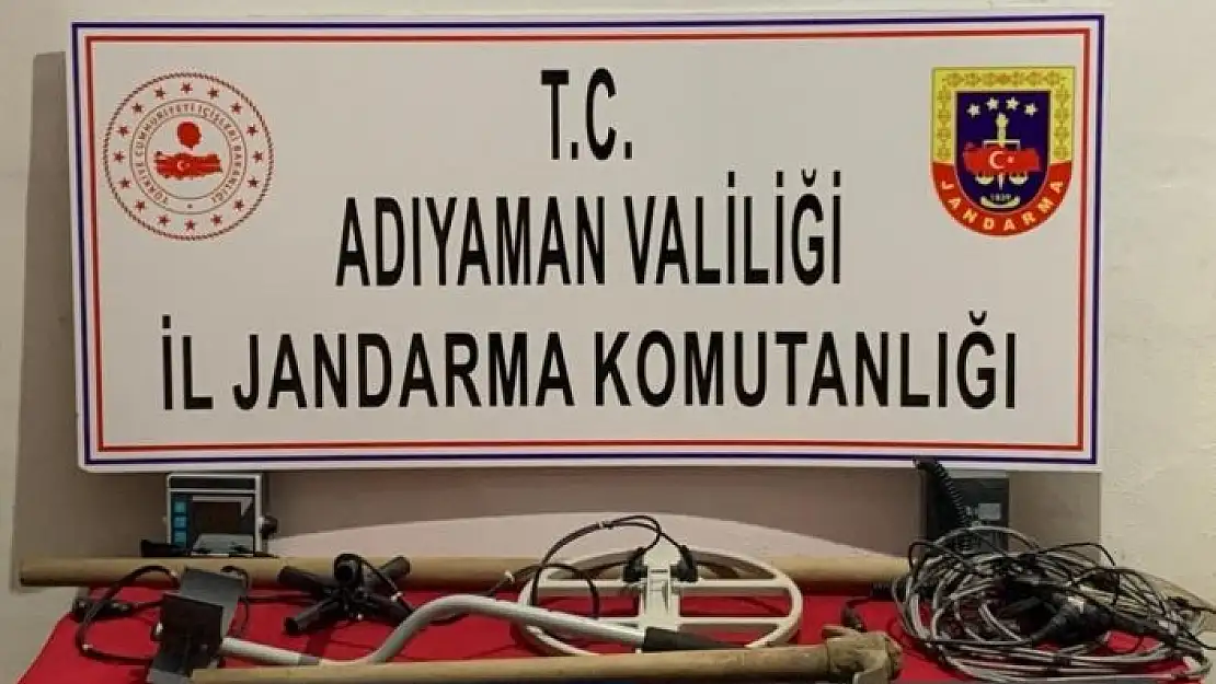 'Jandarmadan kaçak kazıya suçüstü'