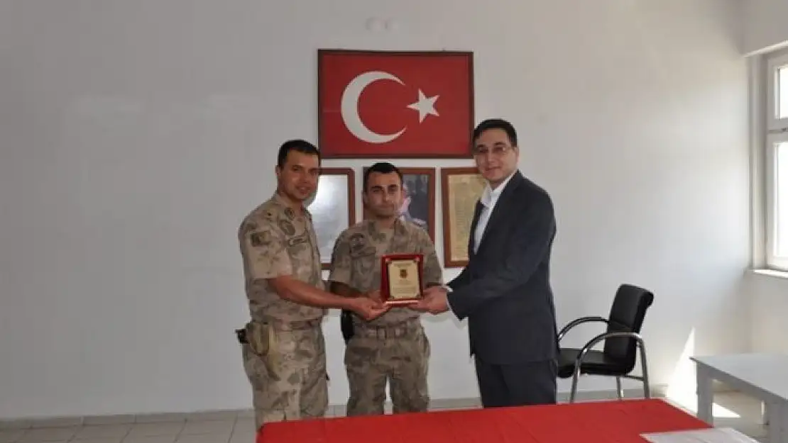 'Jandarmaya başarı belgesi'