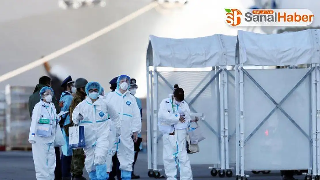 Japonya'daki karantina gemisinde virüs hızla yayılıyor
