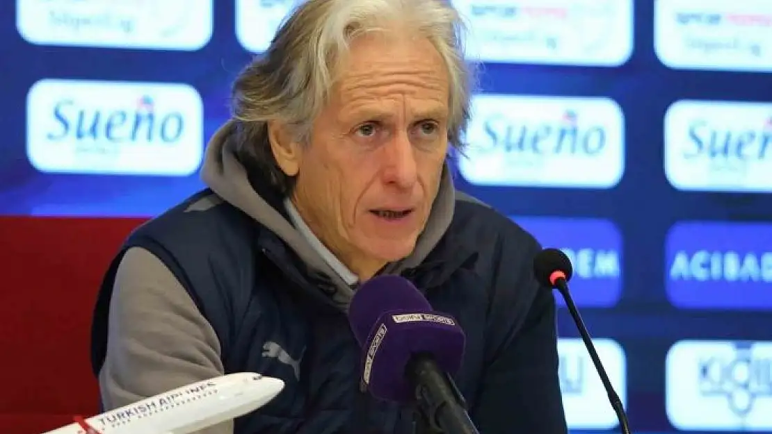 'Jorge Jesus: ''Şampiyonluk için bütün maçları kazanmalıyız'''