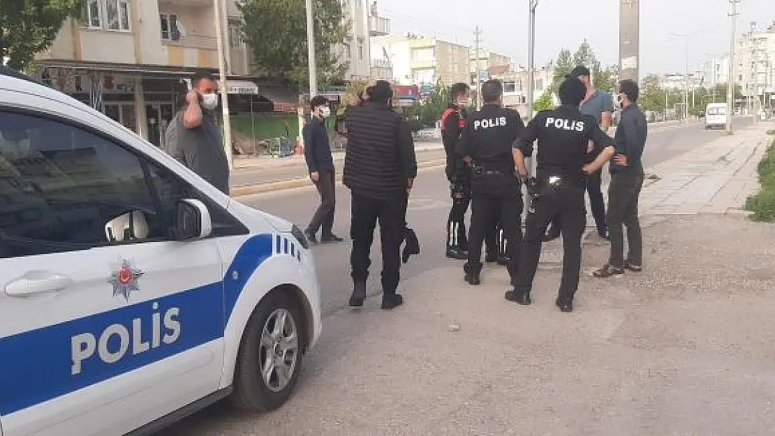 'Kadına şiddeti engellemek isterken dayak yedi'