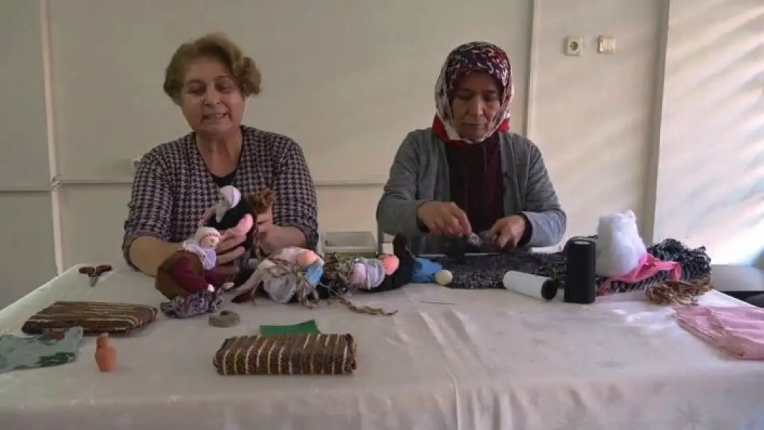 'Kadınlar hem para kazanıyor hem de geleneksel kültürü yaşatıyor'