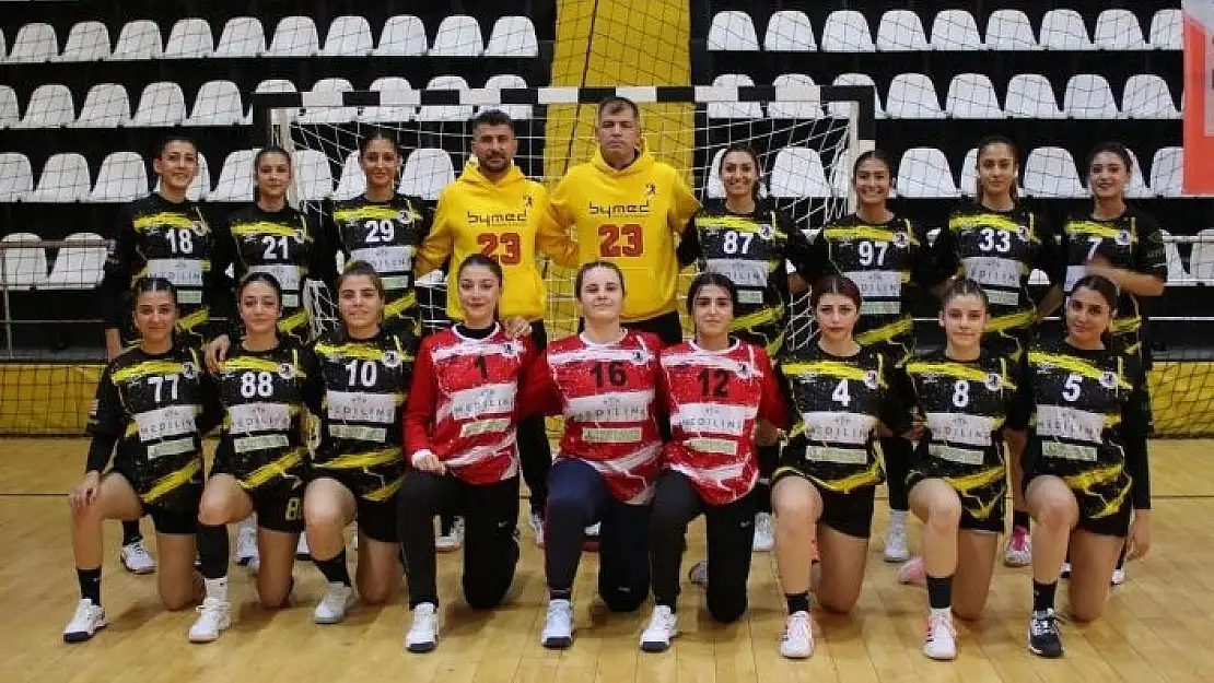 'Kadınlar Hentbol 1. Lig: Elazığ SYSK: 30 - Kırşehir Bld. GSK: 30'