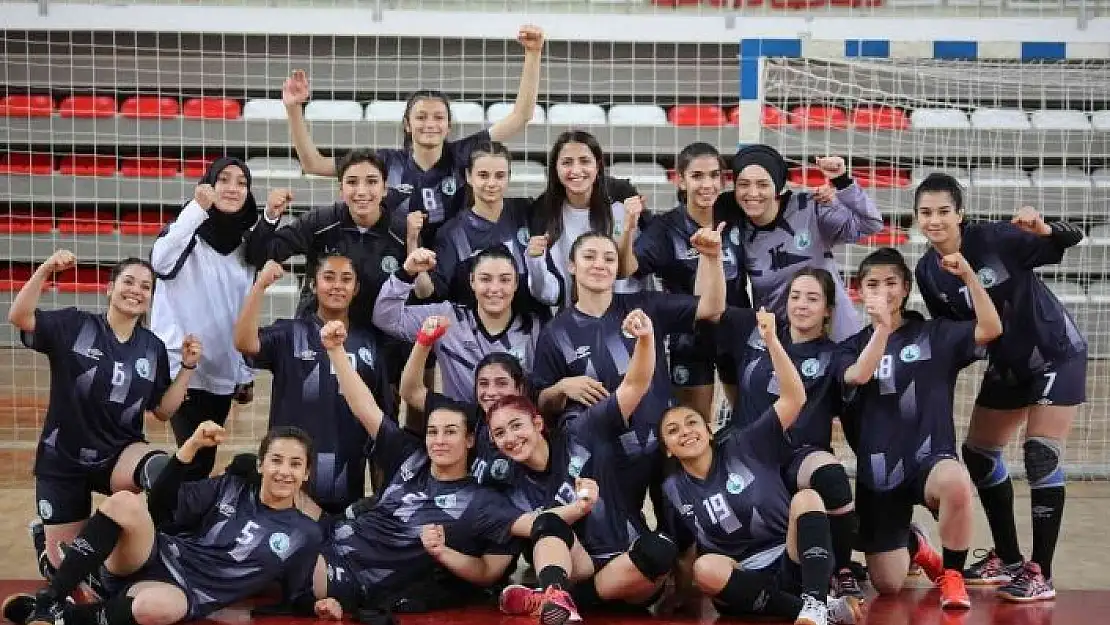 'Kadınlar Hentbol 1. Ligi: Sivas Belediyespor: 27 - Elazığ Sosyal Yardımlaşma Spor Kulübü: 22'