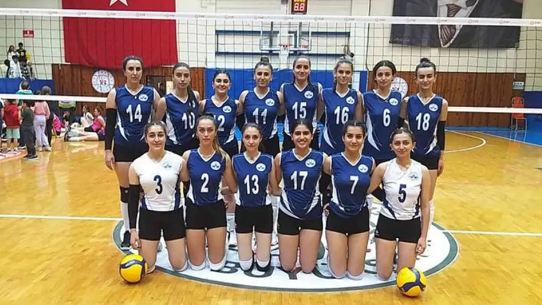 'Kadınlar Voleybol 2. Lig: Elazığ Belediyesi: 3 - Antakya Belediye: 1'