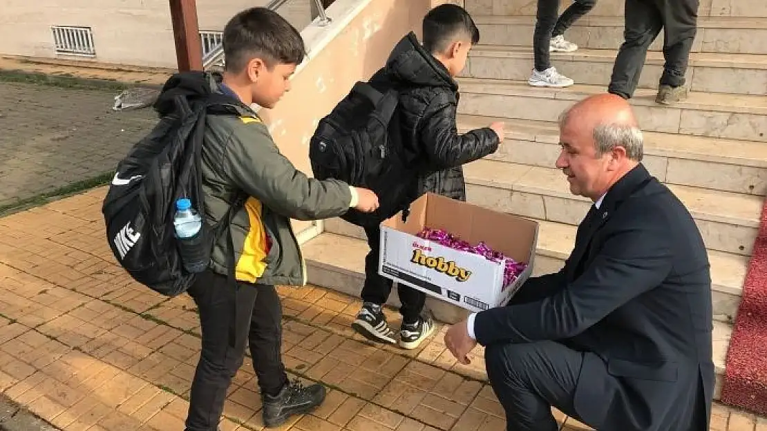 'Kahramanmaraş´ın iki ilçesinde depremden sonra ilk eğitim zili çaldı'