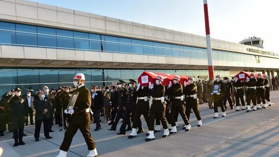 'Kahramanmaraş´ın iki şehidi memleketine getirildi'