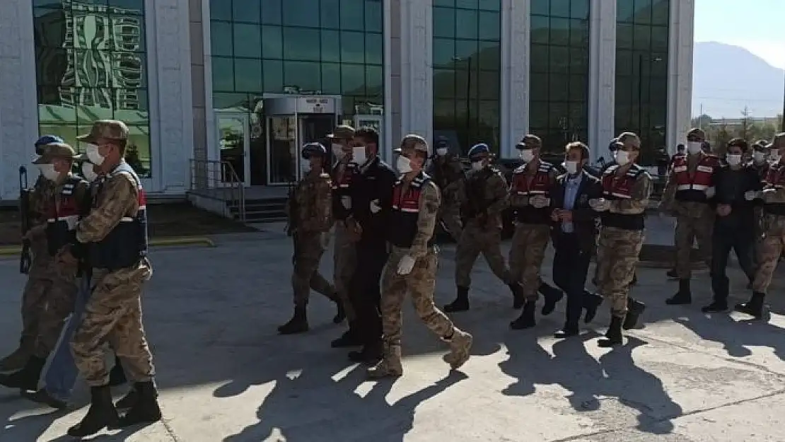 'Kahramanmaraş merkezli 5 ilde terör örgütü operasyonu: 15 gözaltı'