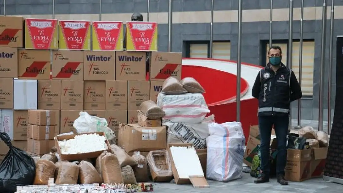 'Kahramanmaraş´ta 2 milyon liralık kaçak tütün ve makaron ele geçirildi'