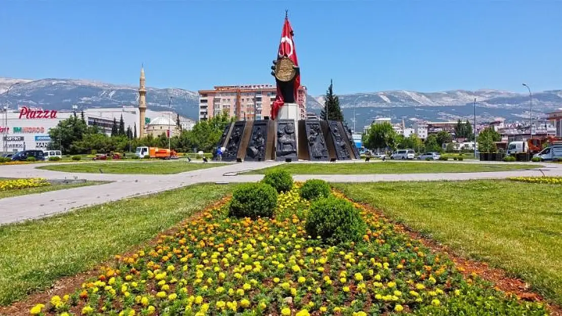 'Kahramanmaraş´ta 555 bin adet mevsimlik çiçek dikiliyor'