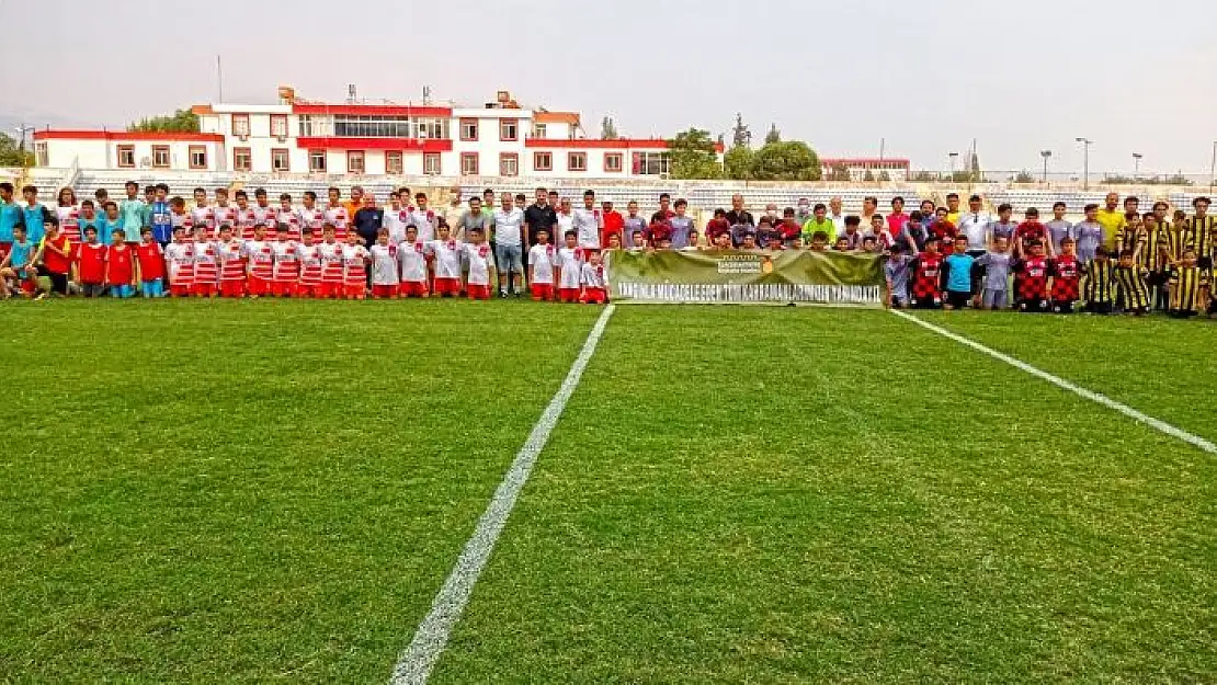 'Kahramanmaraş´ta  genç yetenekler futbol şenliğinde buluştu'