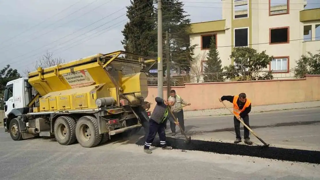 'Kahramanmaraş´ta hasar gören yollar onarılıyor'