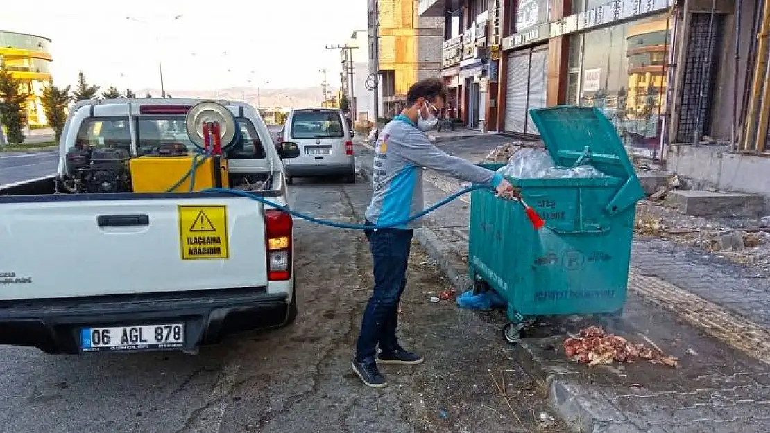 'Kahramanmaraş´ta hayvansal atıkların kaldırılması ve ilaçlama devam ediyor'