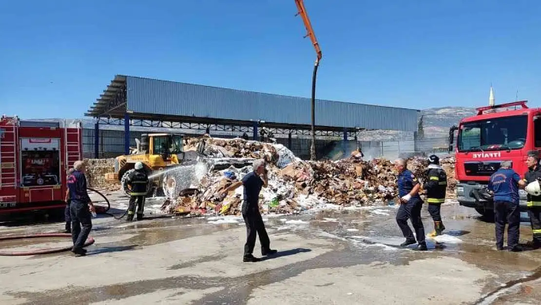 'Kahramanmaraş´ta kağıt tesisinde yangın'