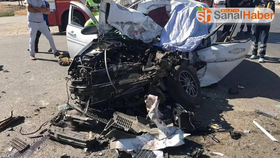 Kahramanmaraş'ta kamyon ile otomobil çarpıştı: 1 ölü