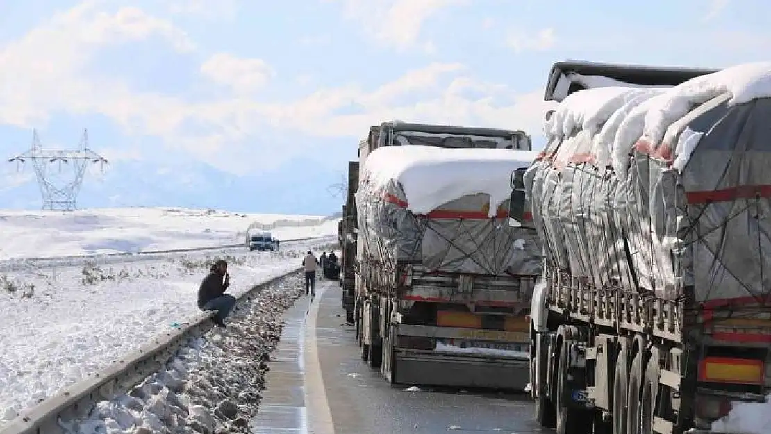 'Kahramanmaraş´ta kar esareti'