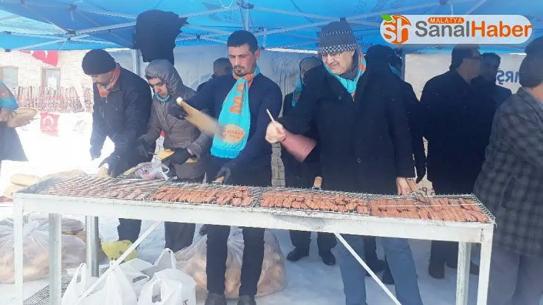 Kahramanmaraş'ta kar üstünde 'Kelle Paça Festivali'