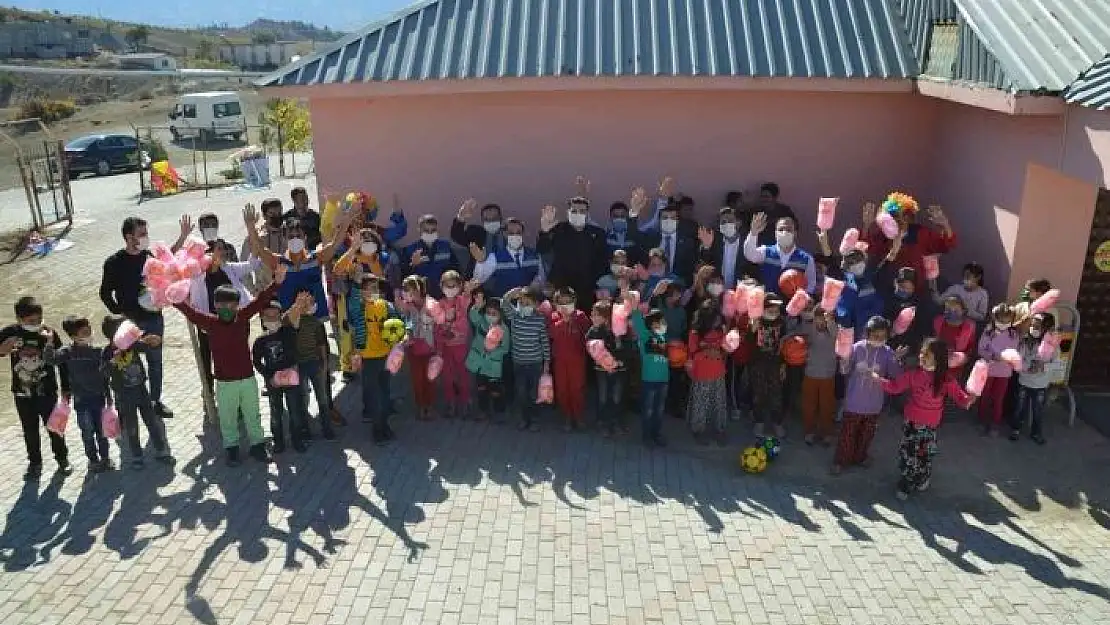 'Kahramanmaraş´ta öğrencilere hediye sürprizi'