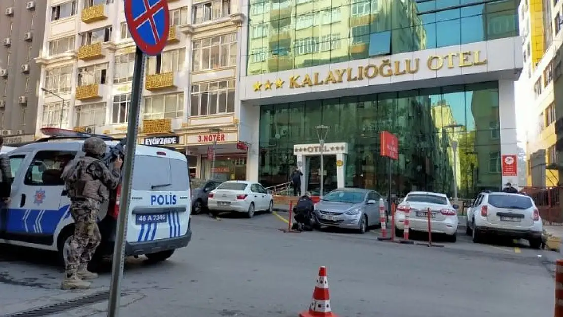 'Kahramanmaraş´ta otelde silahlı saldırı: 2´si polis 5 yaralı'