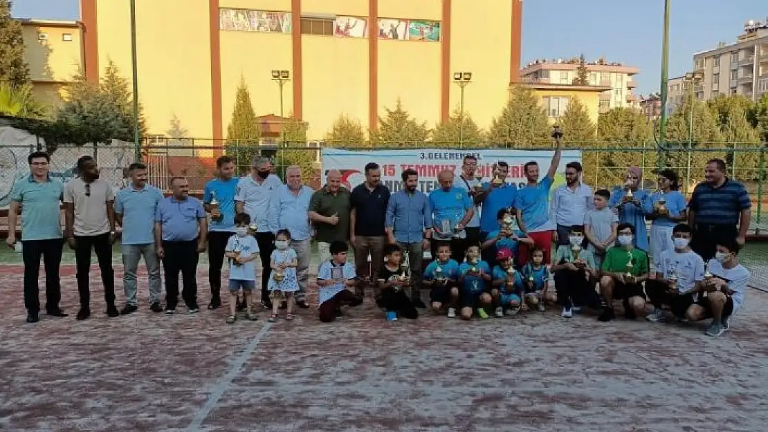 'Kahramanmaraş´ta tenis turnuvası sona erdi'