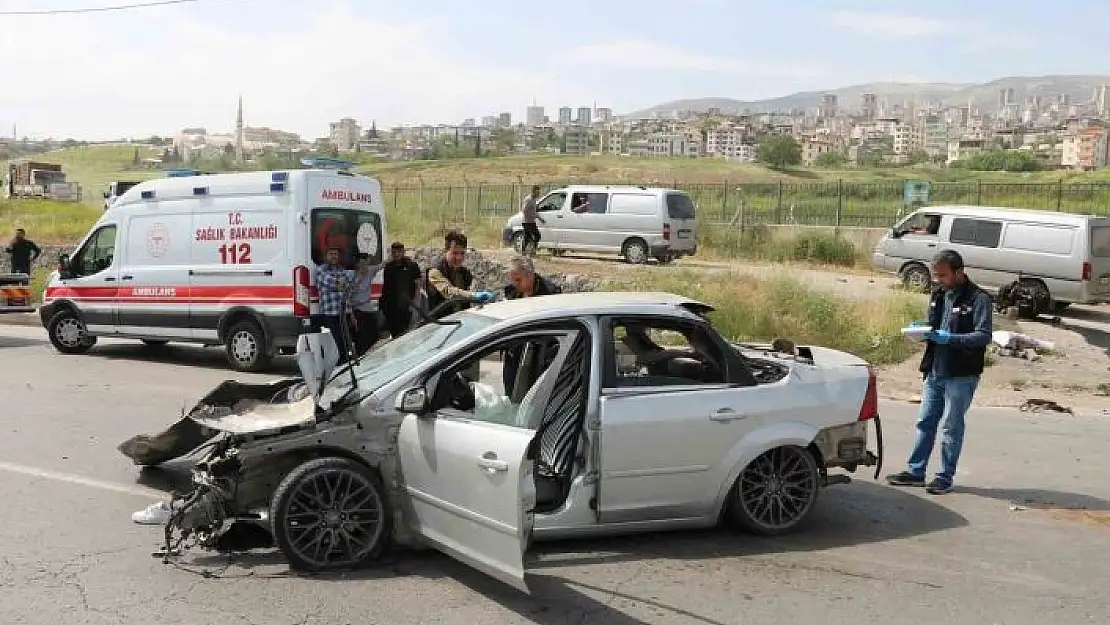 'Kahramanmaraş´ta trafik kazası: 2 ölü, 2 yaralı'