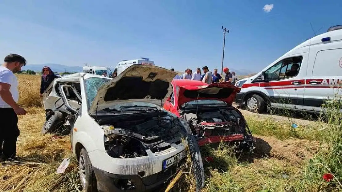 'Kahramanmaraş´ta trafik kazası: 3´ü ağır 10 yaralı'