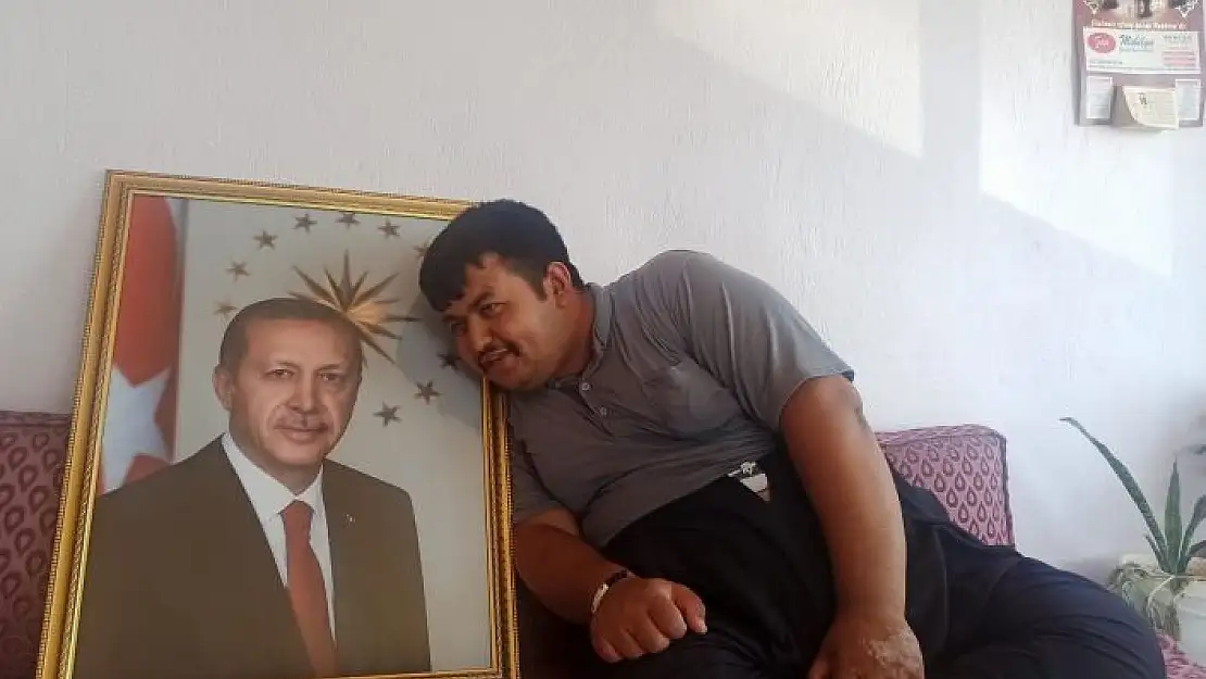 'Kahramanmaraşlı gencin Cumhurbaşkanı Erdoğan sevgisi'