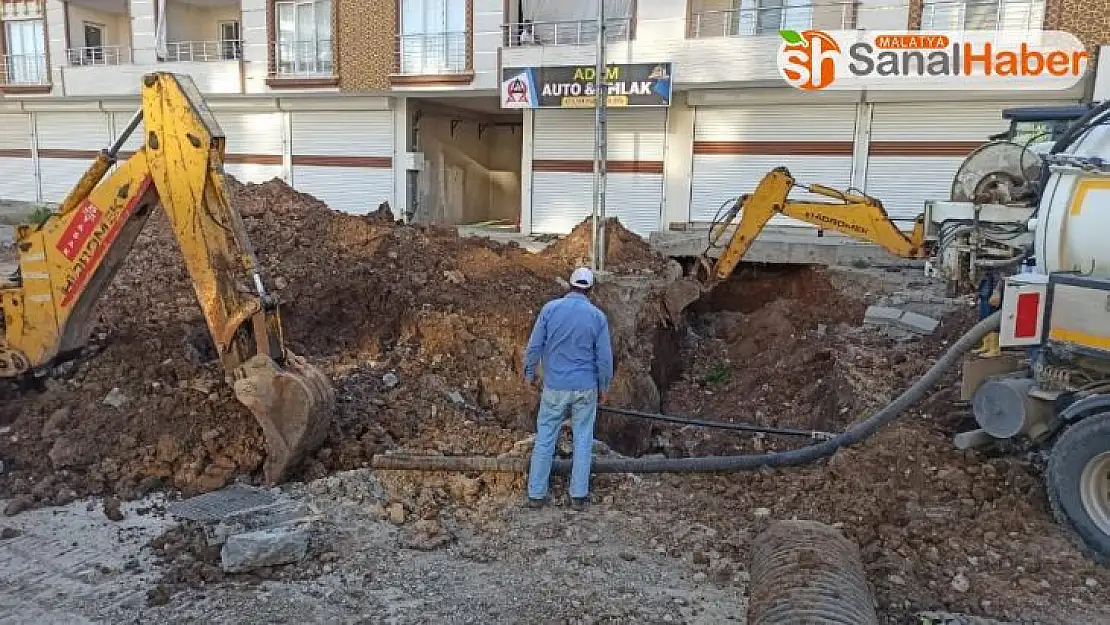 Kahta'da göçük altında kalan işçi kurtarıldı