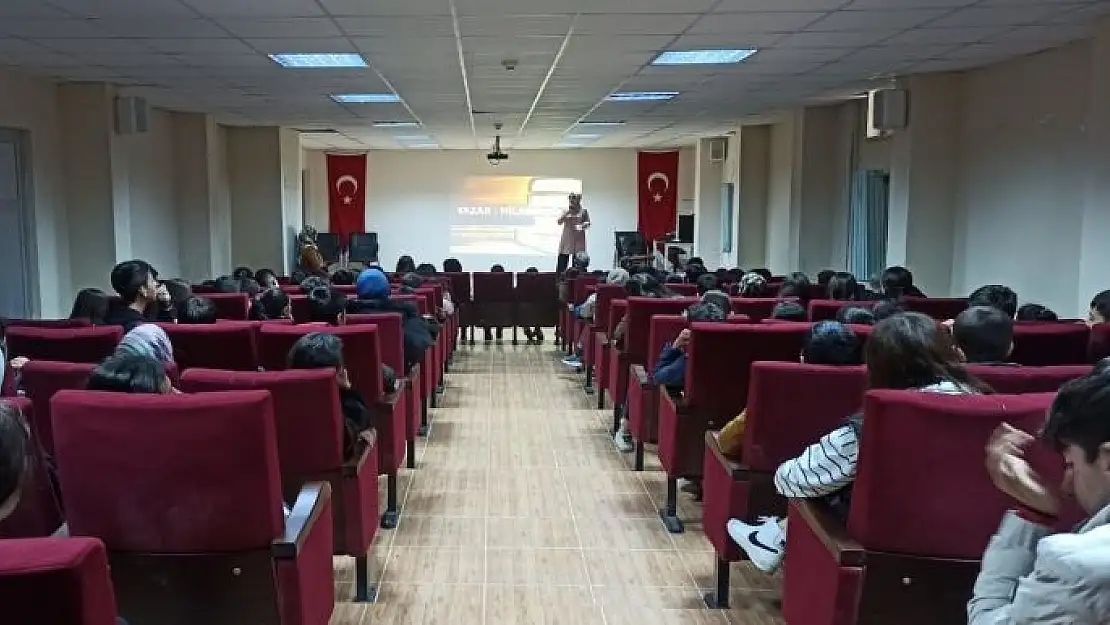 'Kahta´da yazar öğrenci buluşması'