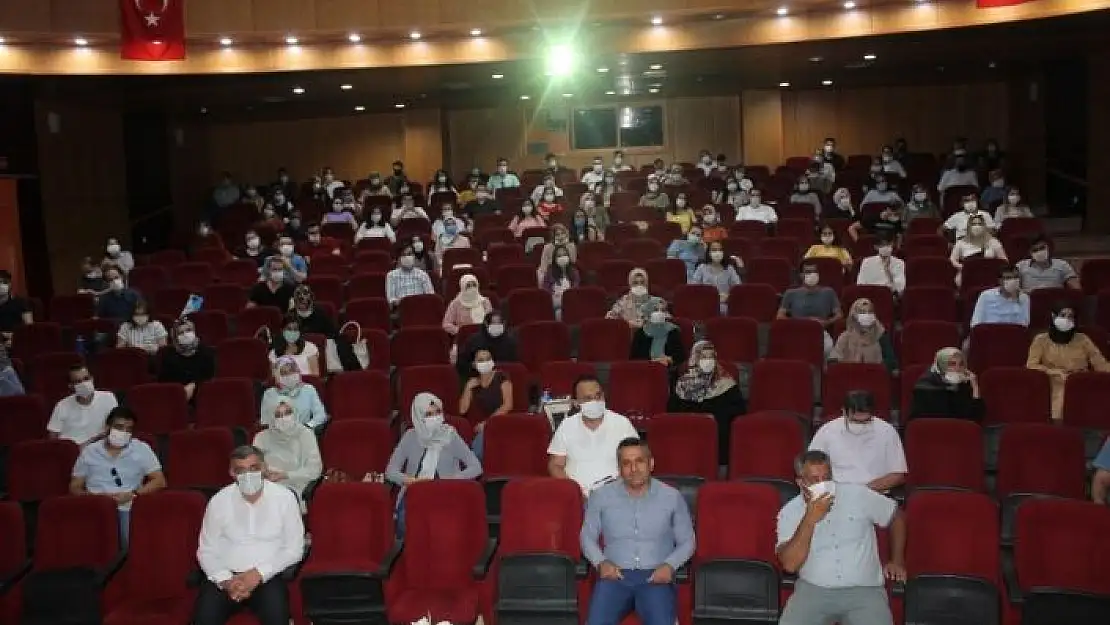 'Kahta´daki aday öğretmenlere seminer'