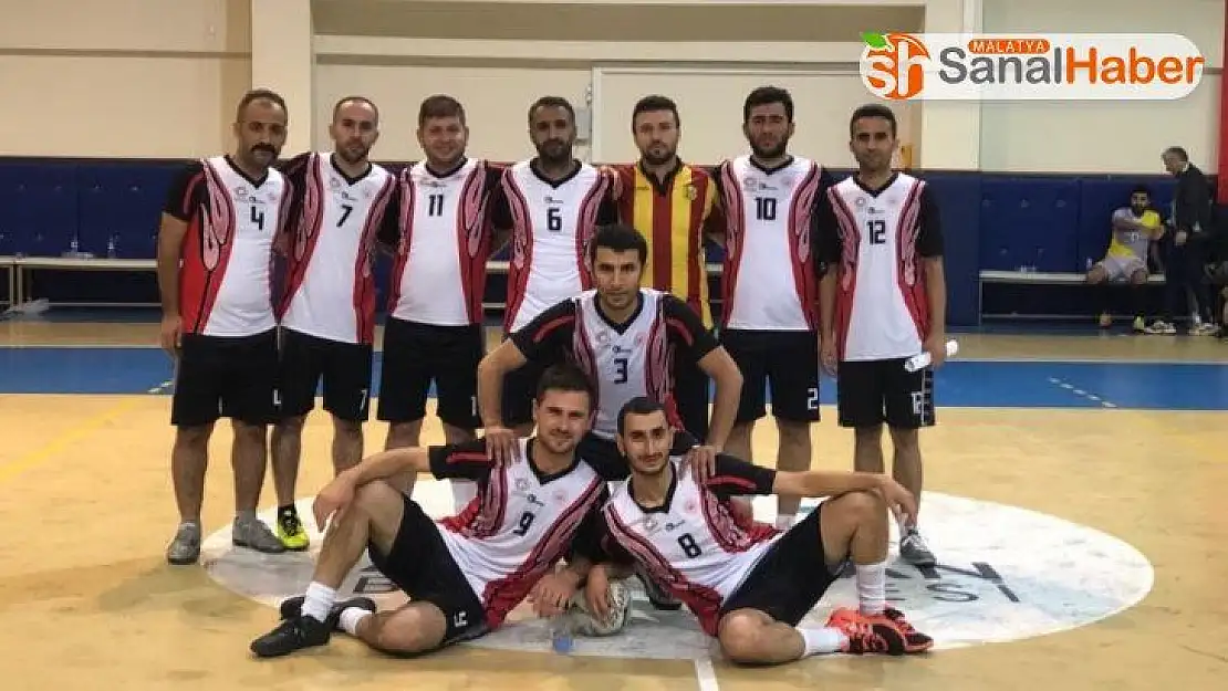 Kahta futsal takımı il birincisi oldu
