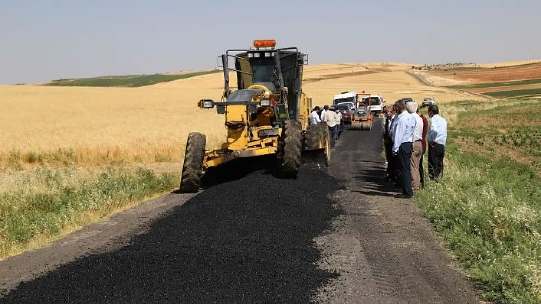 'Kahta köy yollarında bakım ve onarım çalışmaları başladı'